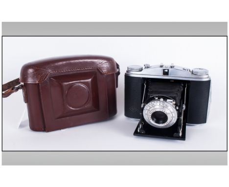 Photography Interest AGFA ISOLETTE II Folding Camera In Fitted Leather Case