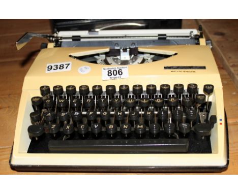 Adler Tippa S retro typewriter, portable in case c1970s