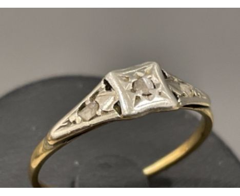 Antique 18ct gold platinum and diamond ring size K 1.2g