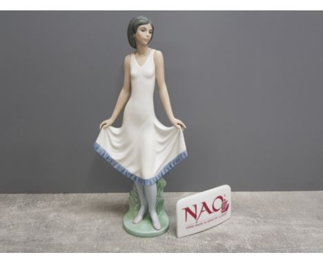 Large 31cm nao by lladro figure girl in dress with official Nao plaque