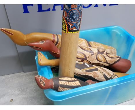6 aborigine animal and bird carvings with didgeridoo