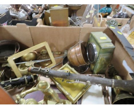 Two trays of metal ware and sundries to include ships lantern etc 