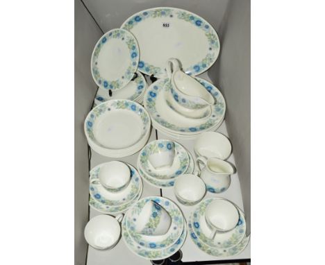 A WEDGWOOD CLEMENTINE PART DINNER AND TEA SERVICE, six dinner plates, six dessert plates, large oval platter, six breakfast b