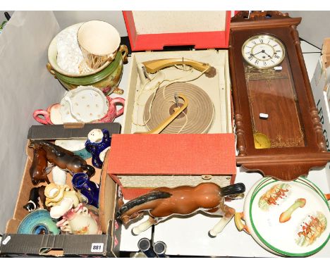 ONE BOX AND LOOSE, including Beswick black faced sheep, No 1765, (a/f), Beswick sheep dog No1854, Beswick foal, No1813, a Syl