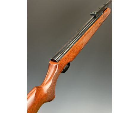 Remington Express GR .177 air rifle with chequered semi-pistol grip and forend and adjustable trigger and sights, NVSN, in or