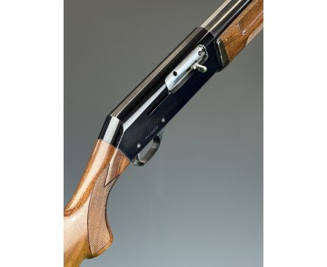 Fabarm Ellegi 12 bore 3-shot semi-automatic shotgun with named lock, chequered semi-pistol grip and forend, sling mounts, ven