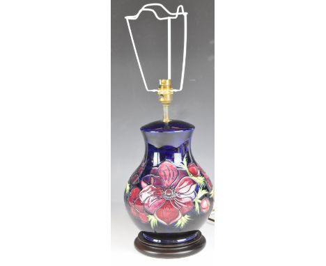 Moorcroft pedestal table lamp decorated in the Anemone pattern, H36cm