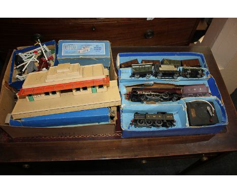 Hornby-Dublo, a collection of model railway, to include locomotive Duchess of Atholl with tender, (lacks front bogies), LMS 6