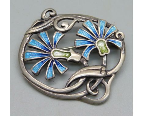 A silver and enamel Art Nouveau style brooch, 11g, 4cm 