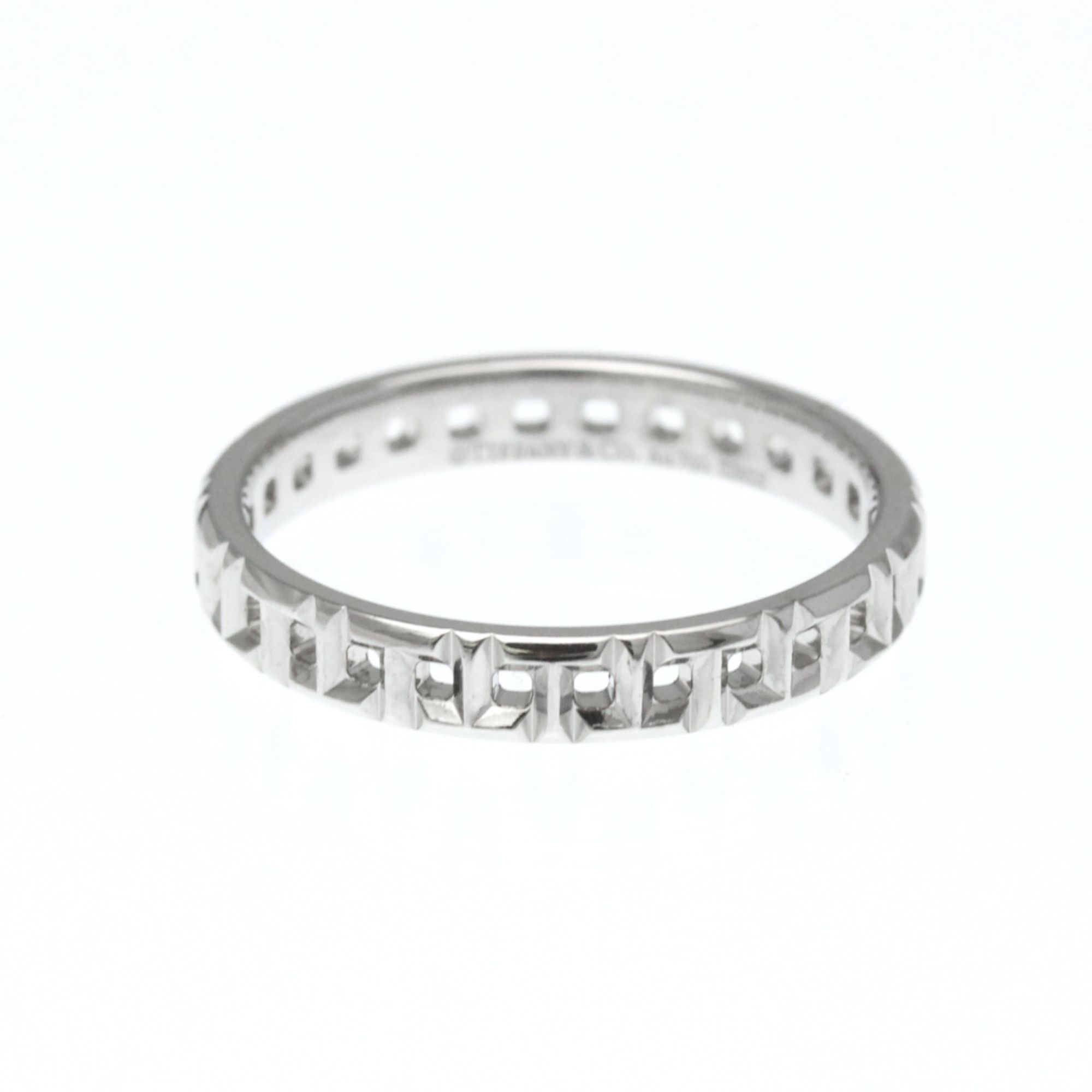 Tiffany T True Narrow Ring White Gold (18K) Fashion No Stone Band Ring Silver