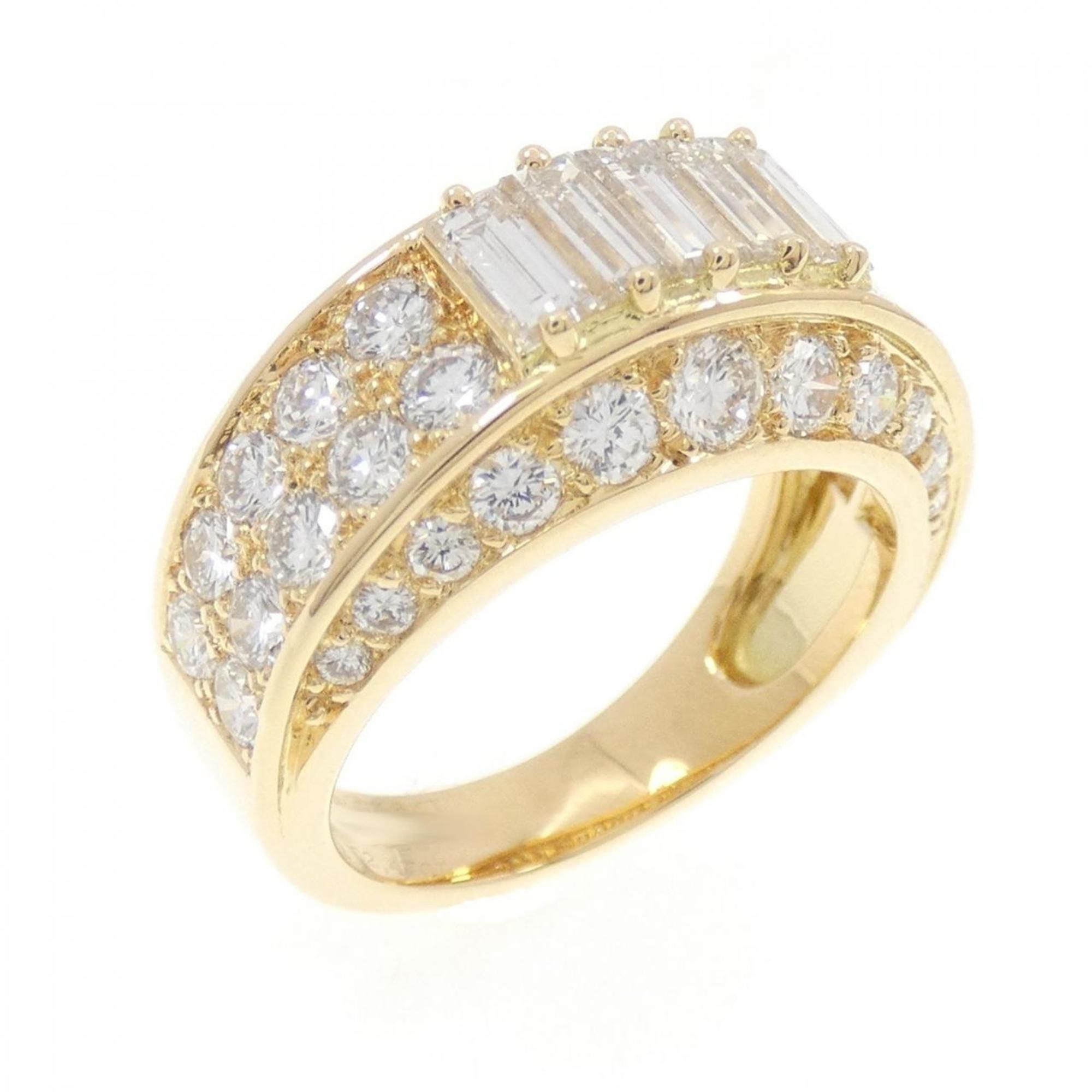 Van Cleef & Arpels Diamond Ring 2.47CT