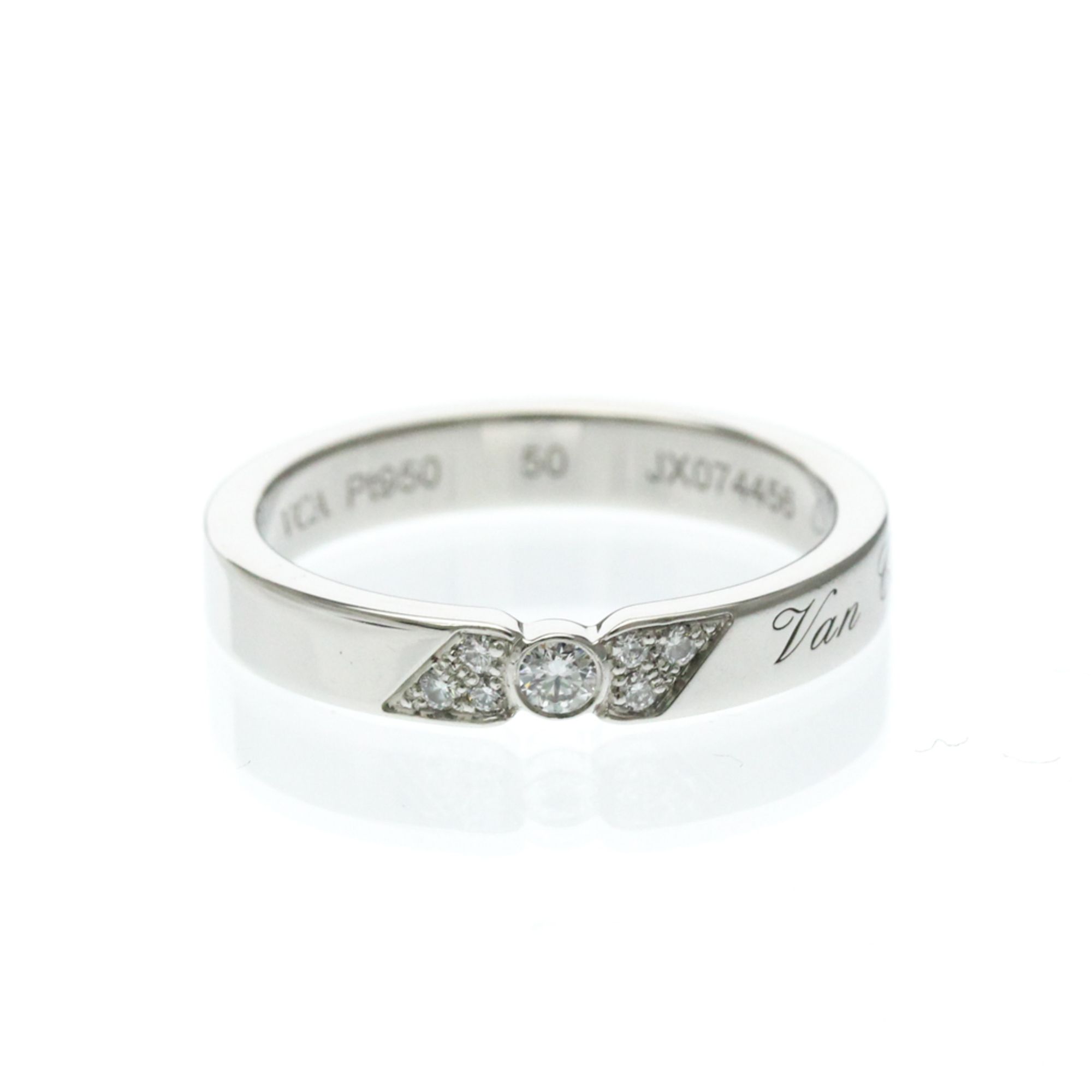 Van Cleef & Arpels Toujours Signature Etoiles Wedding Band Ring Platinum Fashion Diamond Band Ring S