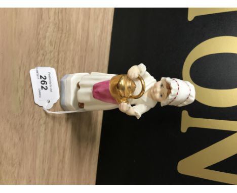 ROYAL WORCESTER POLLY PUT THE KETTLE ON