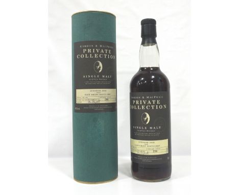 GLEN GRANT 1953 - G&MBottled as part of Gordon & MacPhail's Private Collection this is an unctuous looking dram.  Glen Grant 