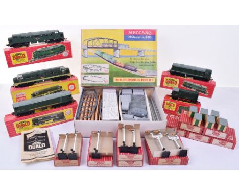 Hornby Dublo five boxed Diesel-Electric locomotives and accessories, 2230 1,000 BHP Diesel-Electric locomotive, 2231 0-6-0 Sh