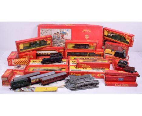 Collection of 00 Gauge Tri-ang Hornby trains, boxed R.259S 4-6-2 Britannia, R.7540-4-4- M7 class tank engine, R.388 construct