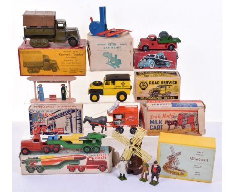 Various boxed Diecast toys, Morestone large scale AA Road Service Land Rover with detachable roof, front bumper, driver and p