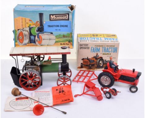 Boxed Mamod TE 1A Traction Engine, with steering rod, spirit lamp, in fair to good used condition, leaflet and spare spring d