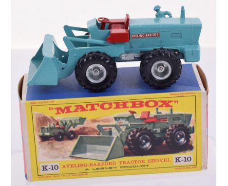 Matchbox Kingsize K-10 Aveling-Barford Tractor Shovel, sea green body, maroon seats/steering wheel, metal  wheel hubs, with a
