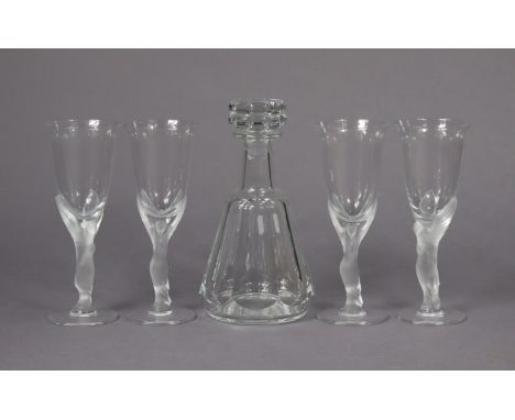A set of four Igor Carl Fabergé clear &amp; frosted glass “Kissing Doves” pattern champagne glasses, 21cm high; together with