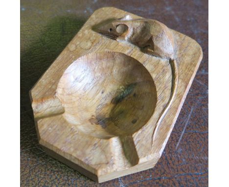 A Robert Mouseman Thompson ashtray, carved with a mouse