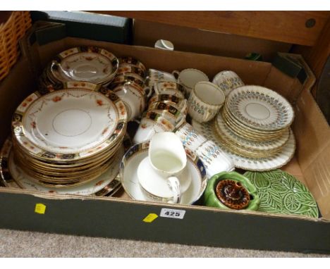 Mixed quantity of vintage teaware