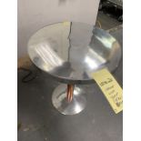 Table de coté, ronde, chrome 18" dia