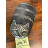 Roche "art" Chat peinturé