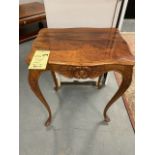 Console ANTQUE - bois 24 x 18 "