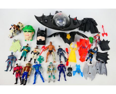 Kenner, Galoob, Trendmasters - DC Comics - 25 x loose predominantly DC action figures and accessories from the 90s - Lot incl