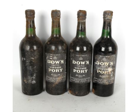 4 bottles of 1970 Dow's Vintage PortFrom a local country house cellar, 1 label missing, levels to low neck 