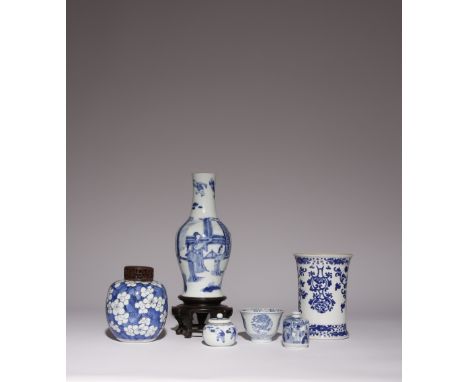 SIX CHINESE BLUE AND WHITE ITEMS KANGXI AND LATER Comprising: a bottle vase painted with a scene depicting dignitaries and at