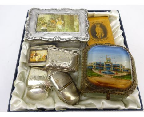 Mauchline ware cat printed snuff box 'Ha - Ha -Ha, I've Eaten The Canary', Continental bevel glass jewellery casket the lid d