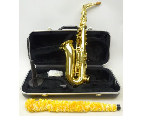 Elkhart Series II Saxophone in hard case with K & M stand   Condition Report Click here for further images, condition, auctio