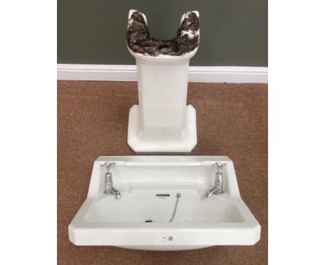 Twyfords basin and pedestal with taps Condition Report Click here for further images, condition, auction times & delivery cos