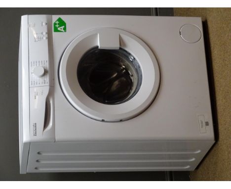 ProAction WMDF610 washing machine, W60cm, H84cm, D50cm (This item is PAT tested - 5 day warranty from date of sale)