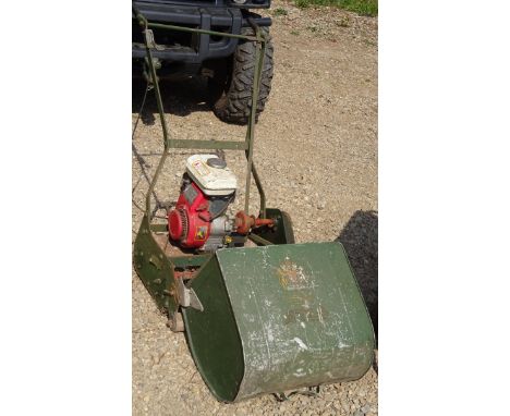 Atco petrol Lawn mower with Honda G100 engine and grassbox 92)