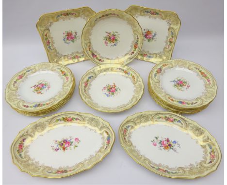Spode Copeland's dessert service comprising eleven plates, two oval, two circular and two square dishes, decorated with flora