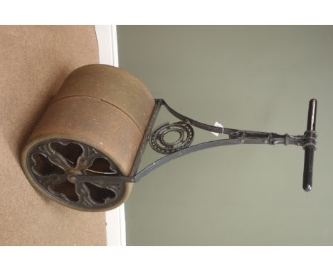 19th century cast iron lawn roller, W54cm Condition Report Click here for further images, condition, auction times & delivery