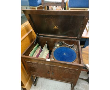 Antique 1900s Sylaphone record player in fitted 1900s cabinet . 