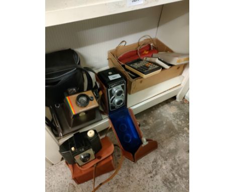 Montiflex camera , Polaroid camera together with electrical item etc . 