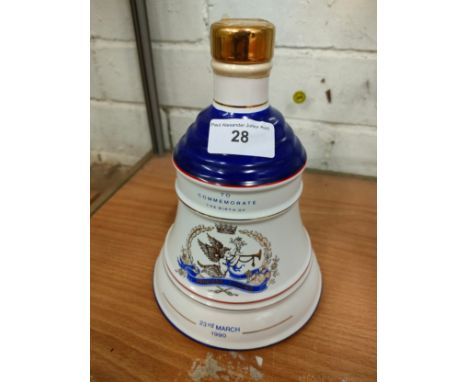 Bells scotch whisky decanter to commerate birth of princess Eugenie. 