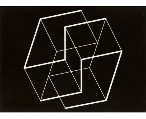 Josef Albers, Structural Constellation (S V)Kunststoff, laminiert und maschinen-graviert 17 x 23 cm. Rückseitig geritzt monog