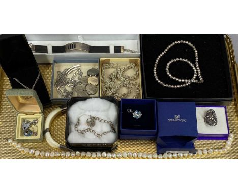 COLLECTION OF MODERN SILVER JEWELLERY including silver mounted boars' tusk, necklaces, bracelets, horse ring ETCProvenance: p