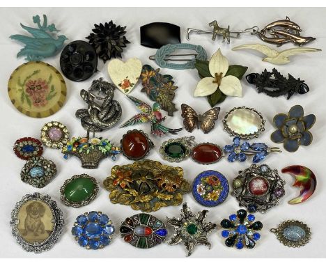 APPROX. THREE DOZEN VINTAGE &amp; LATER COSTUME JEWELLERY BROOCHES, to include early plastics, micromosaic, sterling silver l