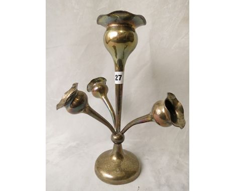 An Edwardian silver epergne having four trumpets, Birmingham 1902