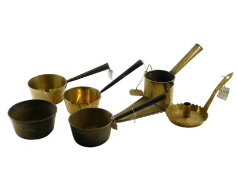Various brass pans, etc., including saucepans, a brass slipper ale warmer, and a chamber candlestick. (6)