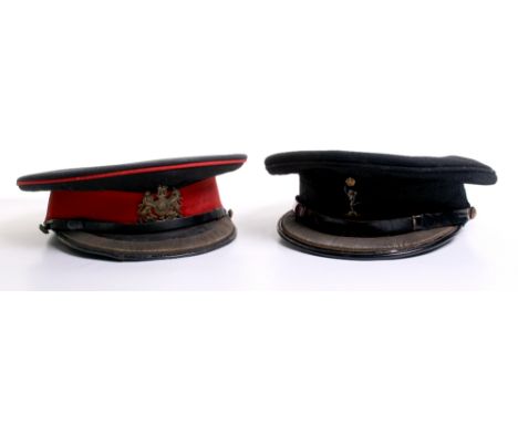 Post 1902 British Officers Dress Cap with General Service cap badge, thin patent chinstrap supported by side buttons. Thick b