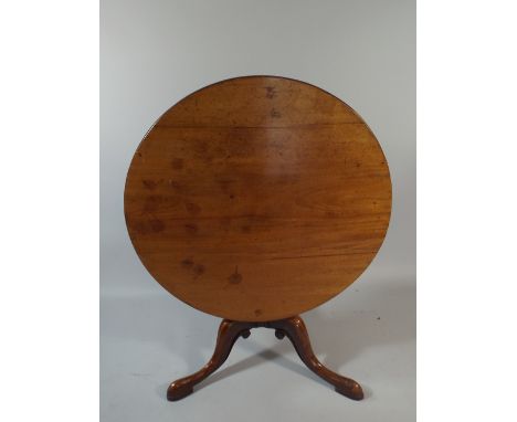 A Low 19th Century Mahogany Circular Snap Top Tripod Table. 75 Cm Diameter, 55 Cm High. 
