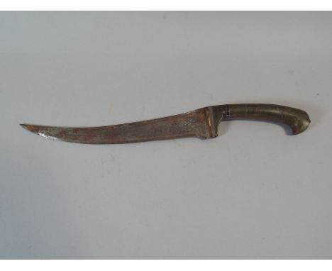 A Jade Handled Curved Blade Dagger, 31 Cm Long. 